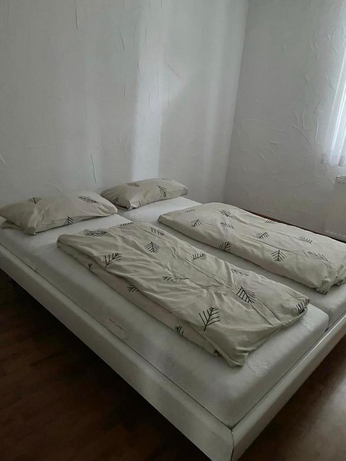 Apartment Lara *